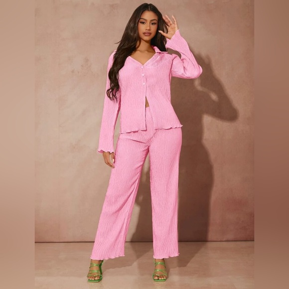 Barbie core Shirt & Wide Leg Pants Set - Picture 1 of 6